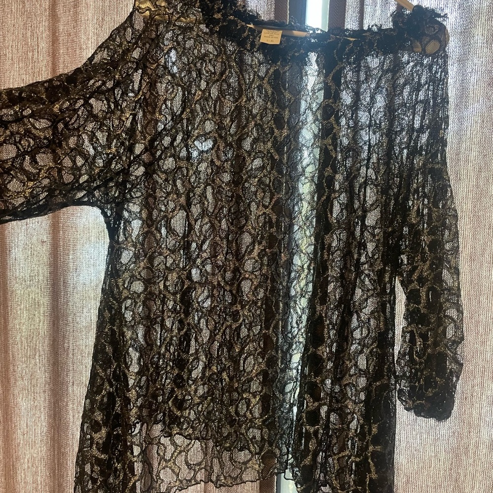 Black Lace Top w silver